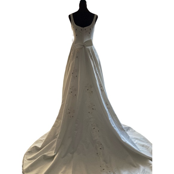 🤍Custom tailored dress/# 0011 - Picture 5 of 16